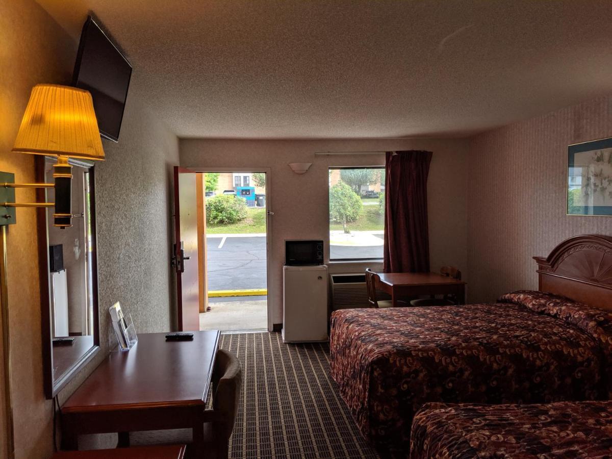 Economy Inn Express Rock Hill Bagian luar foto